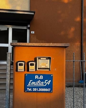 R&B Emilia Bed and Breakfast Cadeo Eksteriør billede