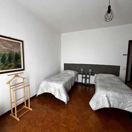 R&B Emilia Bed and Breakfast Cadeo Eksteriør billede